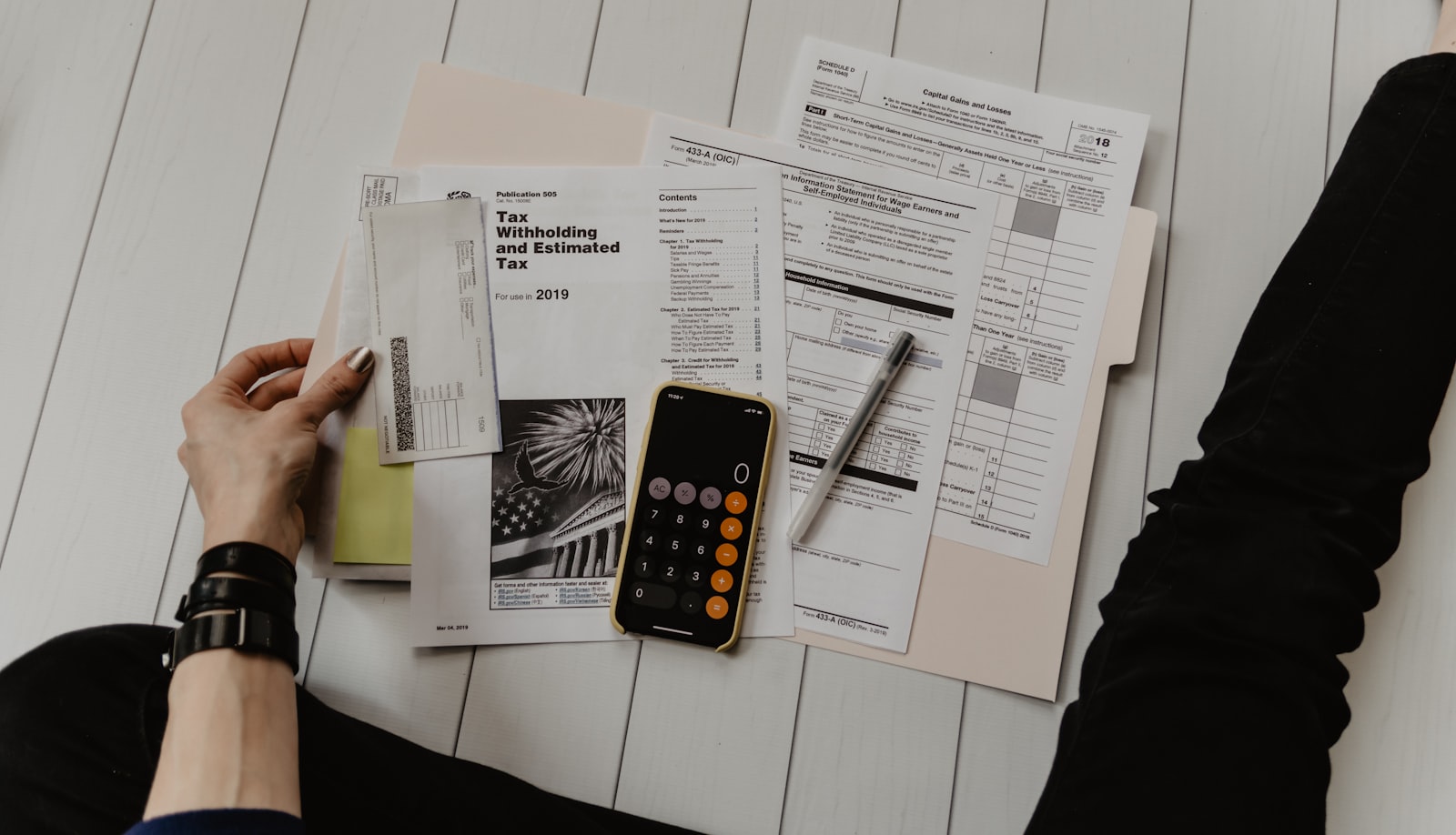 Customs documents for HS tariff classification in Canada